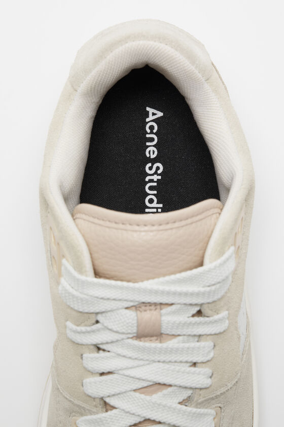 (image for) Responsive Low top sneakers